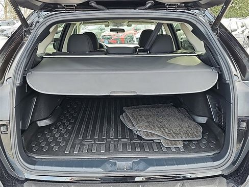 Used 2021 Subaru Outback Premium image 30