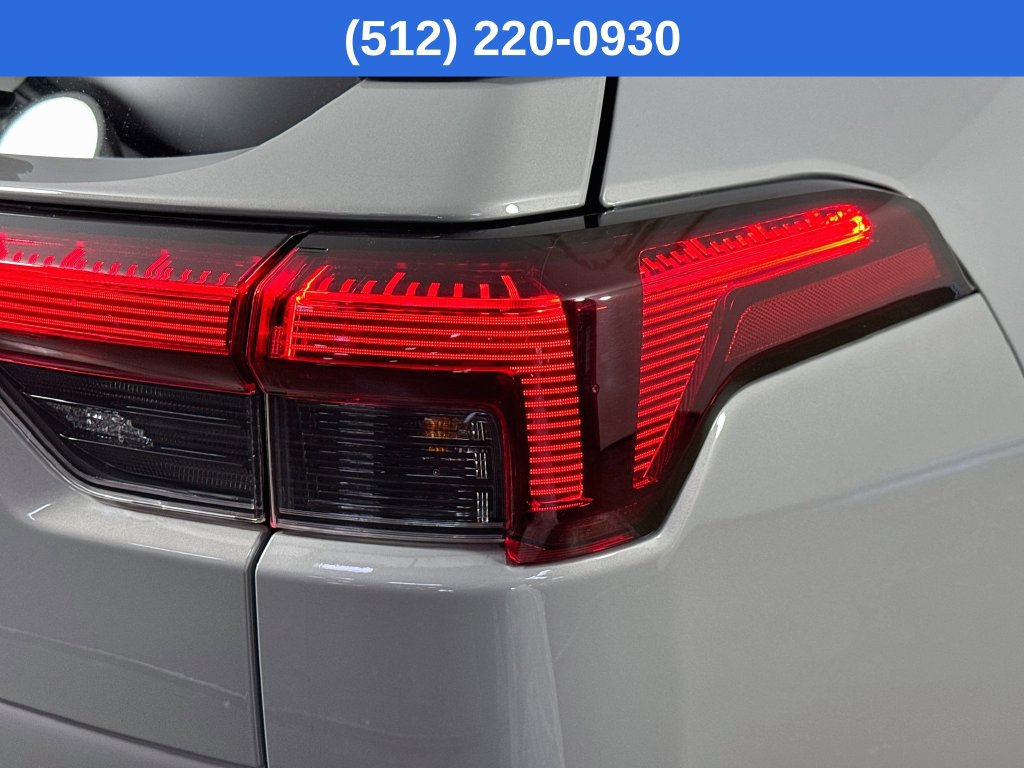 Used 2026 Subaru Outback Premium AWD/4WD image 35