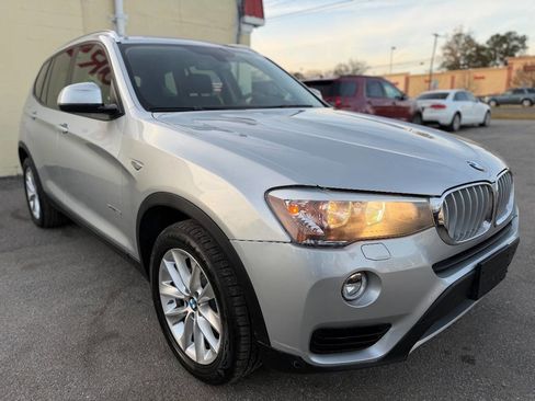 Used 2015 BMW X3 xDrive28i image 3