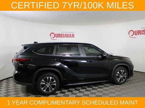 Used 2023 Toyota Highlander XLE AWD/4WD image 10
