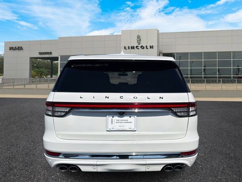 Used 2023 Lincoln Aviator Black Label w/ Dynamic Handling Package image 4