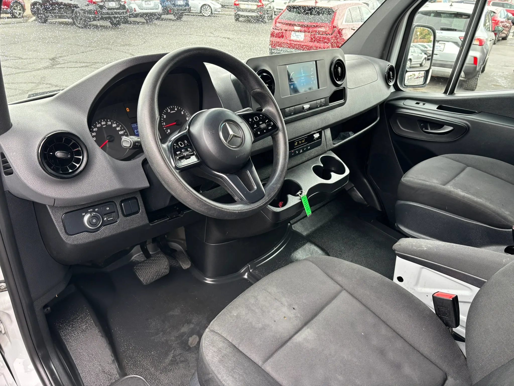 Used 2020 Mercedes-Benz Sprinter 1500 image 12