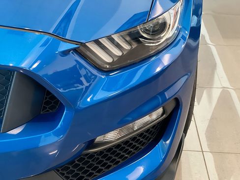 Used 2017 Ford Mustang Shelby GT350 image 9