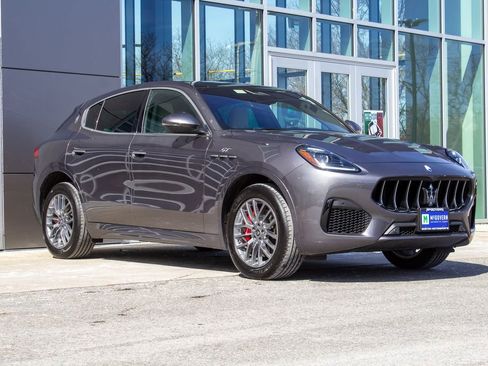 Used 2024 Maserati Grecale GT AWD/4WD image 3
