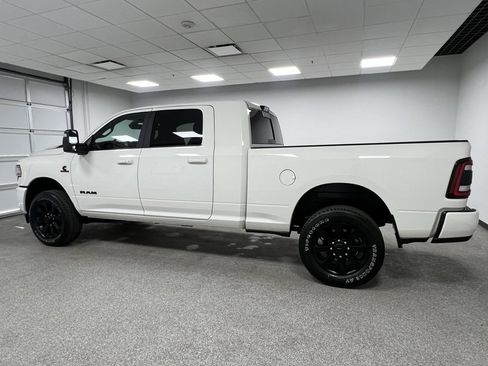 Used 2024 RAM 3500 Laramie w/ Night Edition image 8