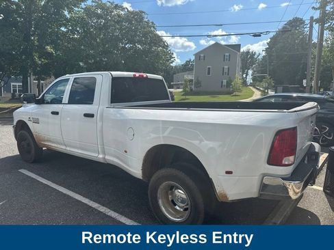 Used 2017 RAM 3500 Tradesman w/ Chrome Appearance Group AWD/4WD image 8