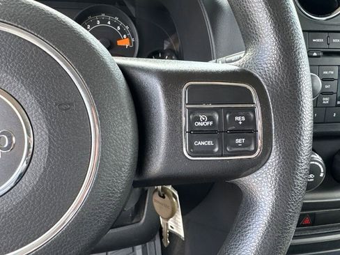 Used 2016 Jeep Patriot Sport FWD image 27