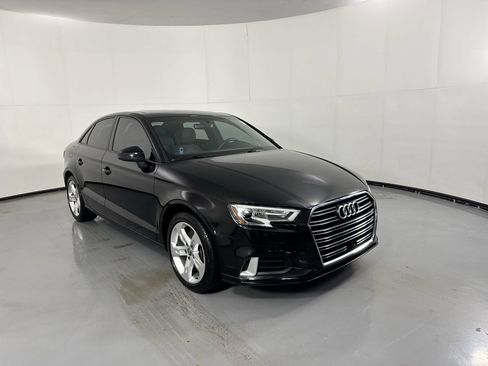 Used 2017 Audi A3 2.0T Premium FWD image 3