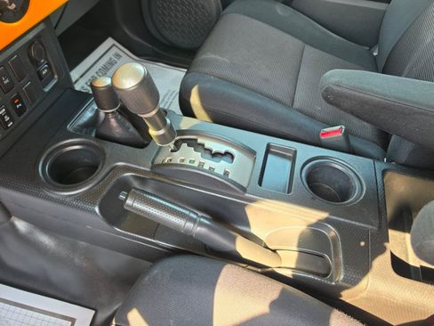 Used 2007 Toyota FJ Cruiser 4WD image 24