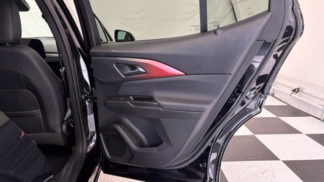 Used 2024 Chevrolet Equinox EV RS FWD image 25