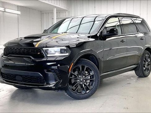 Used 2023 Dodge Durango R/T w/ Hemi Orange Plus Package AWD/4WD image 2