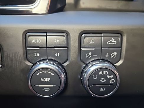 Used 2025 GMC Sierra 1500 Denali Ultimate image 20