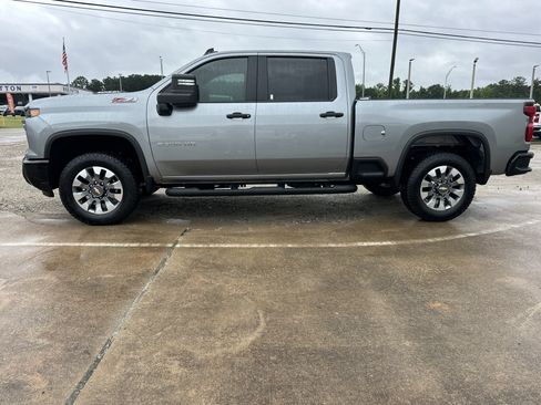 Certified 2026 Chevrolet Silverado 2500 Custom w/ Custom Value Package AWD/4WD image 9