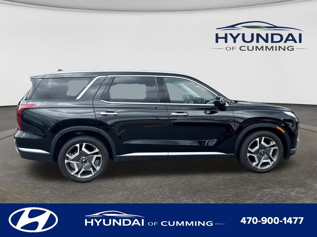 Used 2025 Hyundai Palisade SEL FWD image 9