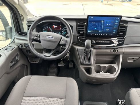 Used 2023 Ford Transit 350 XLT image 20