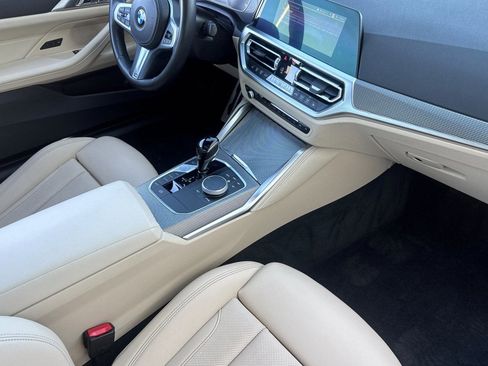 Used 2022 BMW 430i Coupe w/ M Sport Package image 32