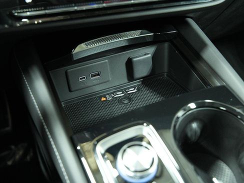 New 2025 Buick Envision Sport Touring image 42