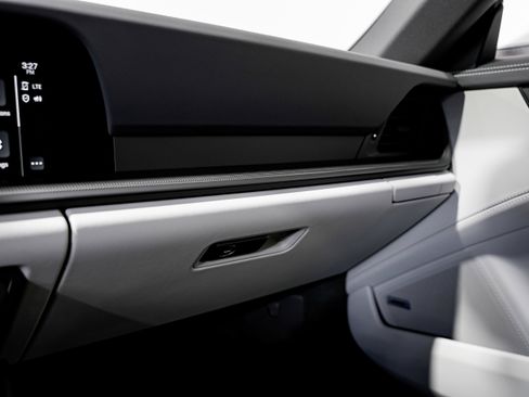 Used 2022 Porsche 911 Carrera GTS image 18