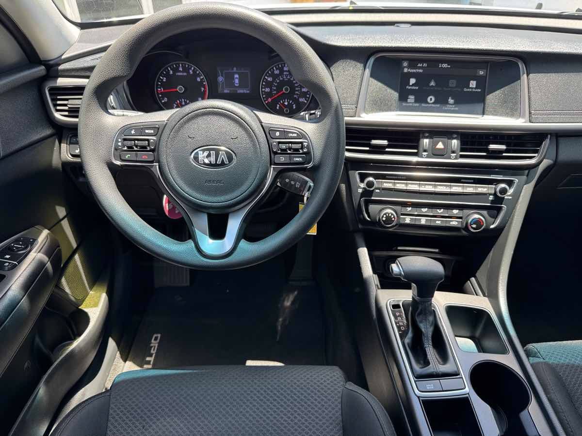 Used 2018 Kia Optima LX w/ 17" Alloy Wheels Package FWD image 19