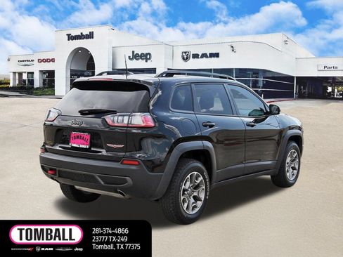 Used 2022 Jeep Cherokee Trailhawk AWD/4WD image 7