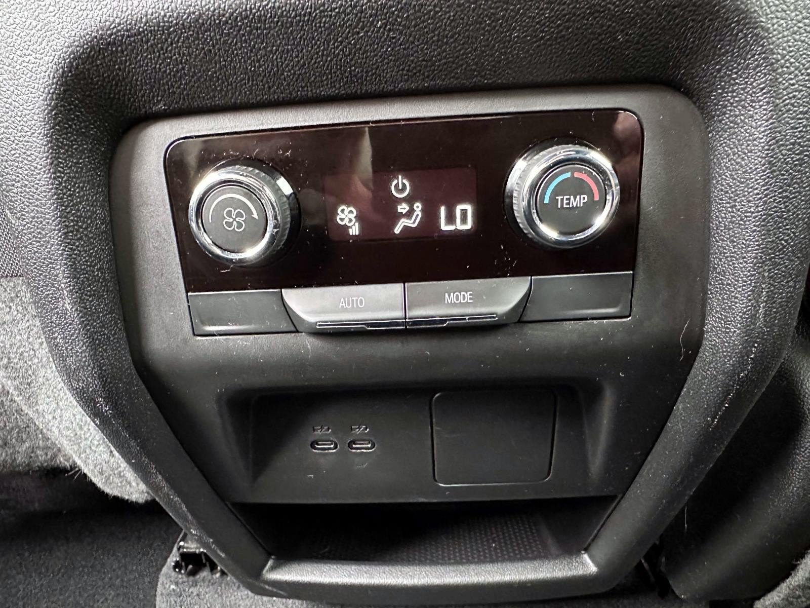 Used 2024 Chevrolet Traverse LS AWD/4WD image 14