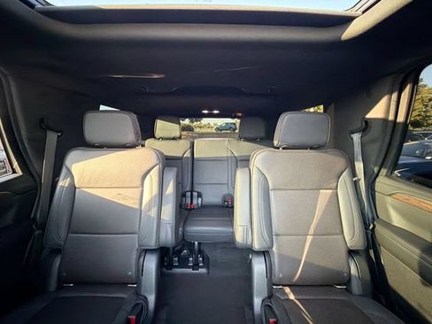 Used 2021 Chevrolet Tahoe High Country AWD/4WD image 13