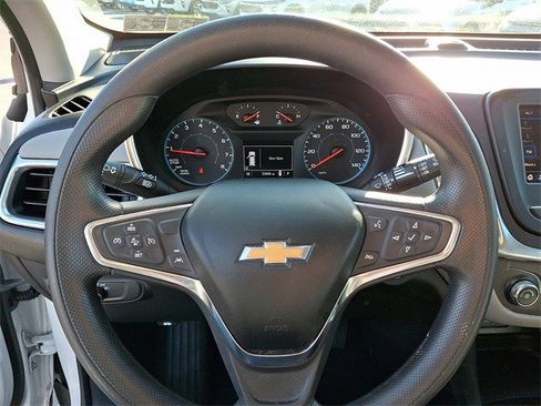 Certified 2021 Chevrolet Equinox LS image 18