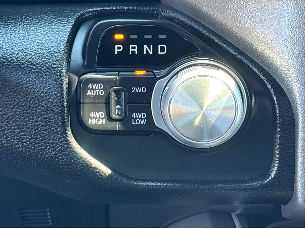 Used 2020 RAM 1500 Laramie w/ Sport Appearance Package AWD/4WD image 23