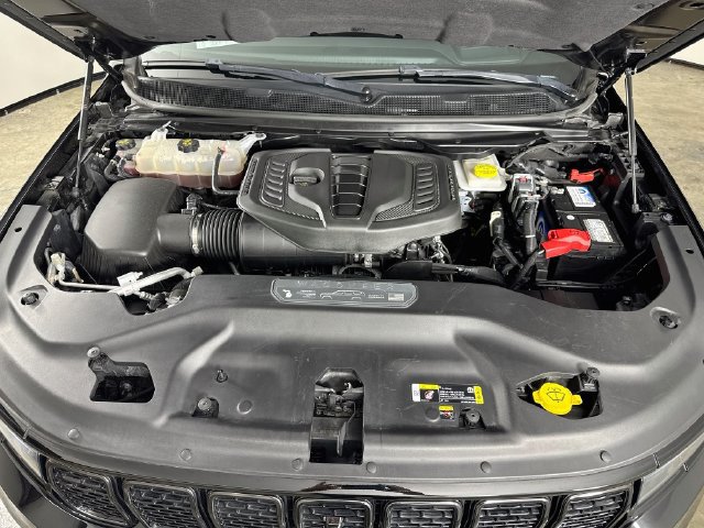 Used 2024 Jeep Wagoneer Series II w/ Convenience Group I AWD/4WD image 38