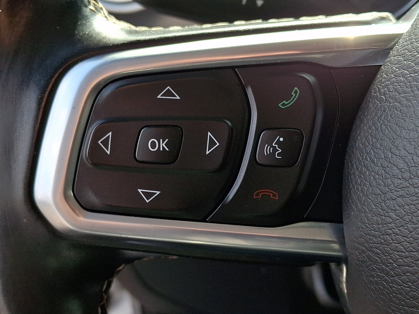 Used 2019 Jeep Wrangler Unlimited Sahara AWD/4WD image 20