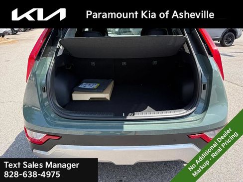 New 2026 Kia Niro EX FWD image 29