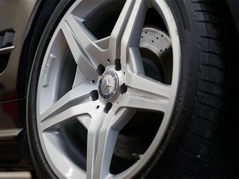 Used 2012 Mercedes-Benz SL 550 image 10