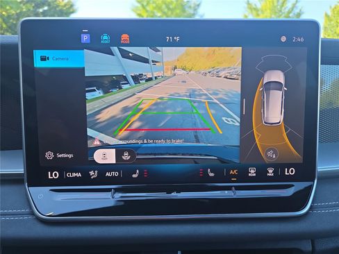 New 2025 Volkswagen Tiguan SE R-Line image 23