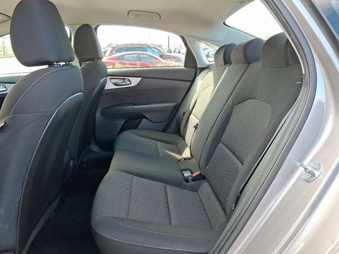 Used 2022 Kia Forte LXS image 10