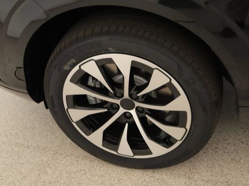 New 2026 Audi Q3 quattro 2.0T AWD/4WD image 33