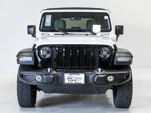 Used 2023 Jeep Wrangler Unlimited w/ Cold Weather Group AWD/4WD image 6