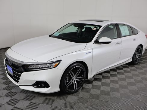 Certified 2022 Honda Accord Touring image 10
