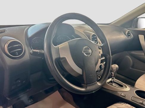 Used 2013 Nissan Rogue S AWD/4WD image 10