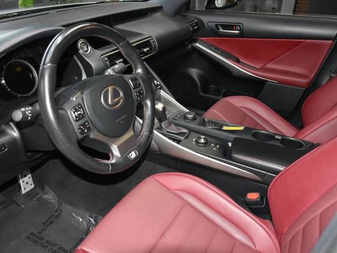 Used 2019 Lexus IS 300 F Sport AWD/4WD image 31