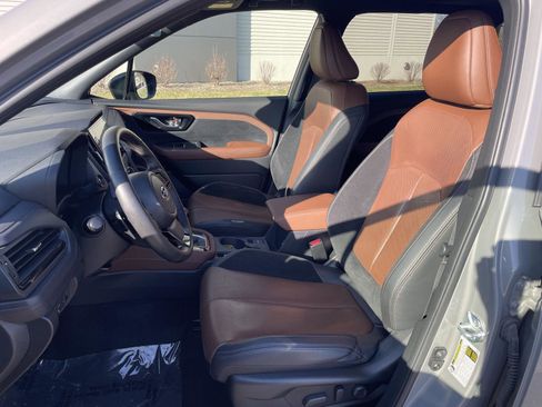 Used 2025 Subaru Forester Touring image 24