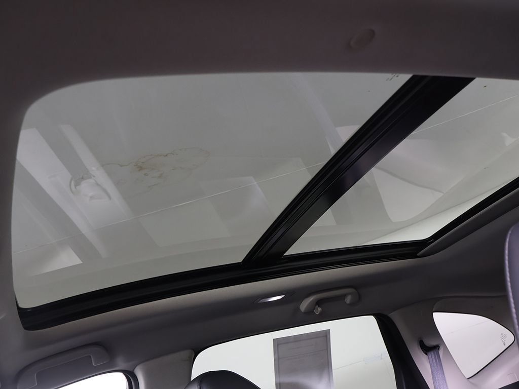 Used 2023 Acura MDX SH-AWD image 16