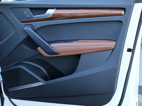 Used 2022 Audi Q5 2.0T Prestige image 27