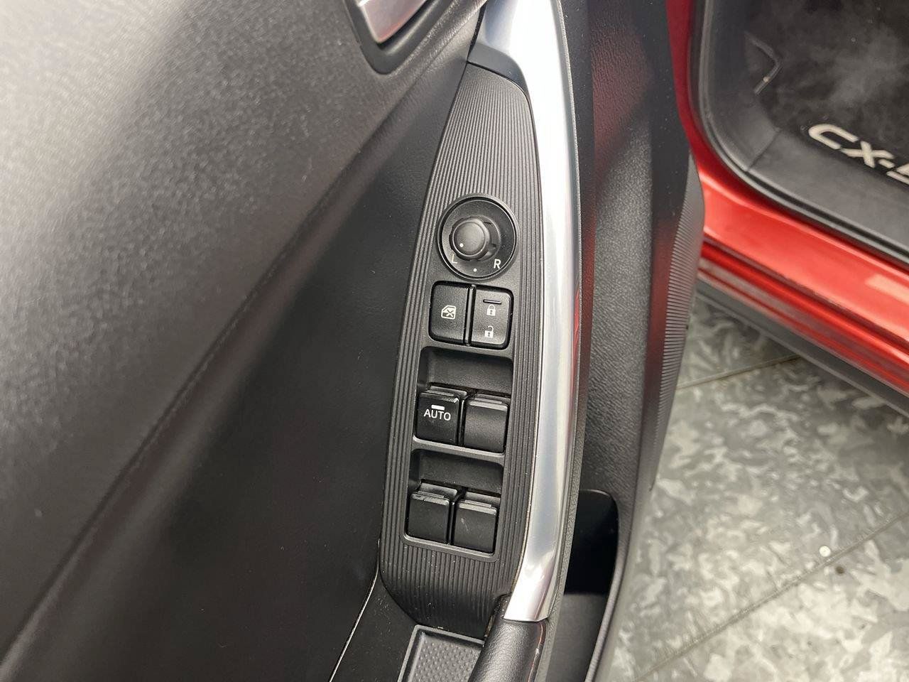 Used 2013 MAZDA CX-5 Grand Touring w/ GT Tech Pkg AWD/4WD image 9