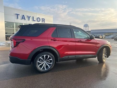 New 2026 Ford Explorer ST-Line image 19
