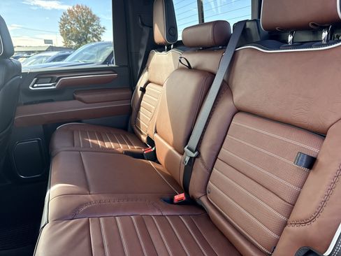 New 2026 GMC Sierra 3500 Denali Ultimate image 12