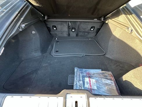 Used 2026 Porsche Panamera image 40