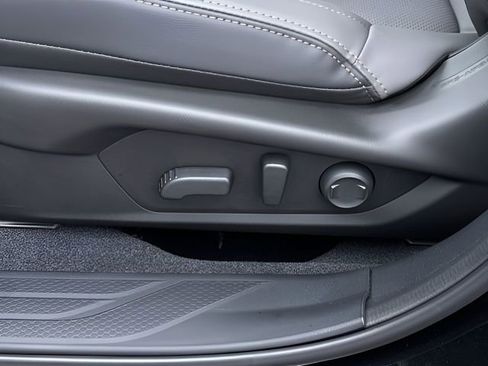 New 2026 Subaru Outback Limited image 23