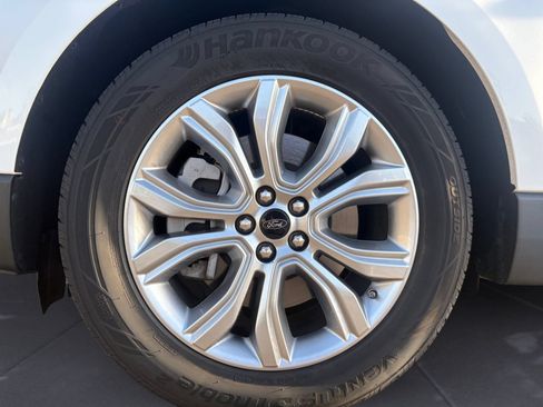Used 2024 Ford Edge Titanium AWD/4WD image 12