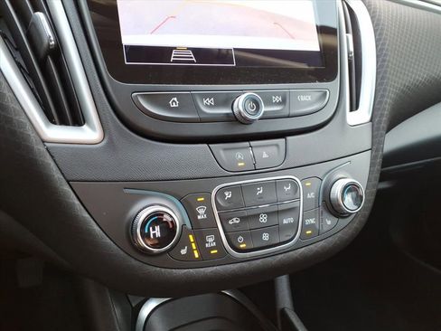 Used 2024 Chevrolet Malibu LT image 25