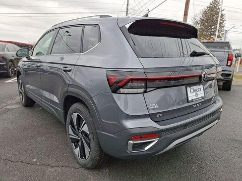New 2026 Volkswagen Taos SE AWD/4WD image 7